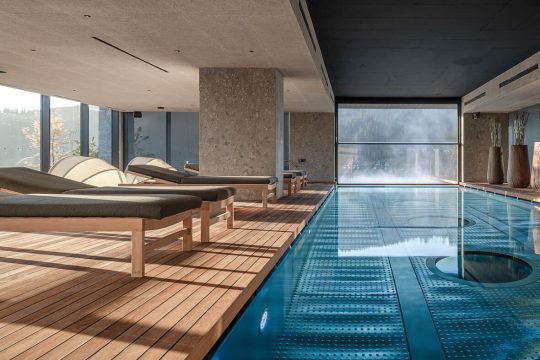 Luxury Hotel Experience: Heated Pools